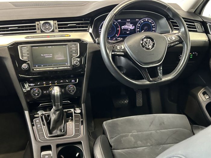Volkswagen Passat 2.0 GT TDI BLUEMOTION TECHNOLOGY DSG 5d 148 BHP Estate Diesel WHITE