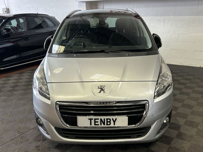 Peugeot 5008 1.6 BlueHDi Allure MPV 5dr Diesel EAT Euro 6 (s/s) (120 ps) MPV Diesel SILVER