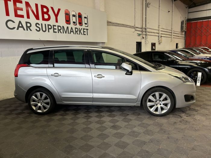 Peugeot 5008 1.6 BlueHDi Allure MPV 5dr Diesel EAT Euro 6 (s/s) (120 ps) MPV Diesel SILVER