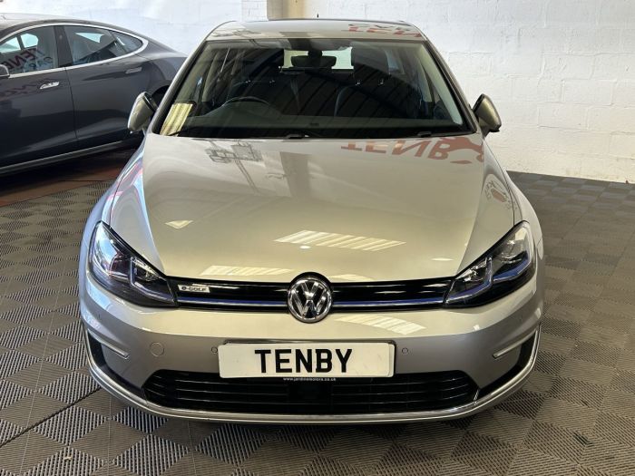 Volkswagen e-Golf e-Golf Hatchback 5dr Electric Auto (115 ps) Hatchback Electric SILVER