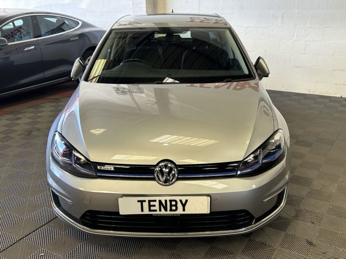 Volkswagen e-Golf e-Golf Hatchback 5dr Electric Auto (115 ps) Hatchback Electric SILVER