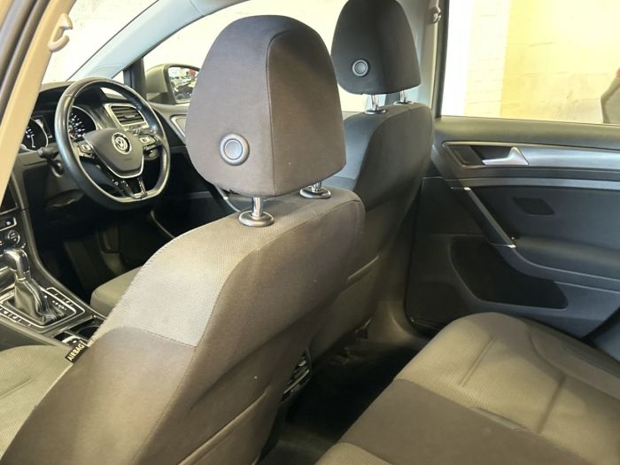 Volkswagen e-Golf e-Golf Hatchback 5dr Electric Auto (115 ps) Hatchback Electric SILVER