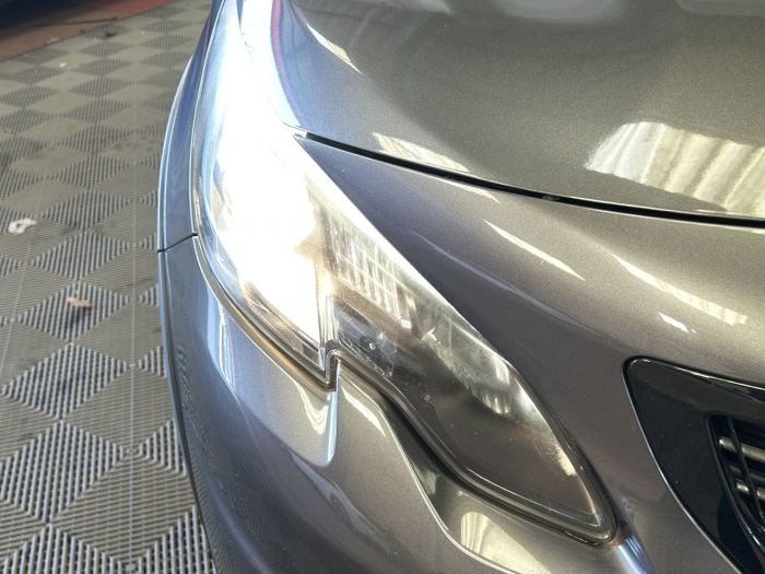 Peugeot 2008 1.2 PureTech GT Line SUV 5dr Petrol Manual Euro 6 (s/s) (110 ps) SUV Petrol GREY