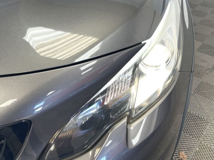 Peugeot 2008 1.2 PureTech GT Line SUV 5dr Petrol Manual Euro 6 (s/s) (110 ps) SUV Petrol GREY