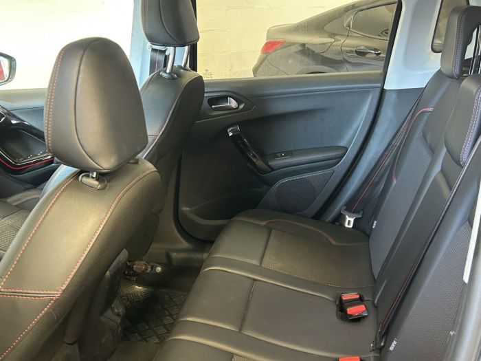 Peugeot 2008 1.2 PureTech GT Line SUV 5dr Petrol Manual Euro 6 (s/s) (110 ps) SUV Petrol GREY