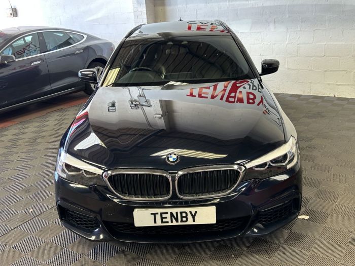 BMW 5 Series 2.0 520d M Sport Touring 5dr Diesel Auto Euro 6 (s/s) (190 ps) Estate Diesel BLACK