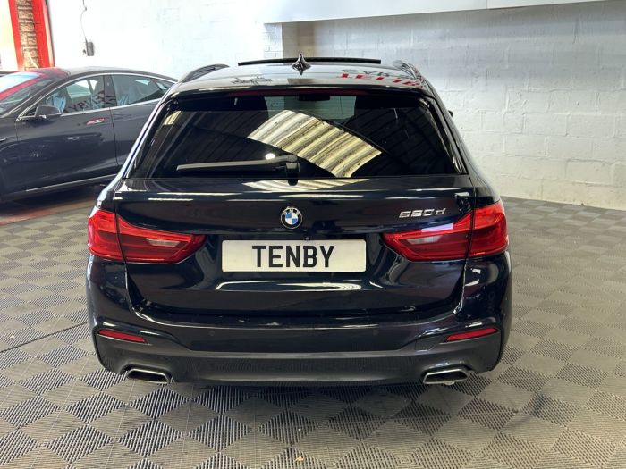 BMW 5 Series 2.0 520d M Sport Touring 5dr Diesel Auto Euro 6 (s/s) (190 ps) Estate Diesel BLACK