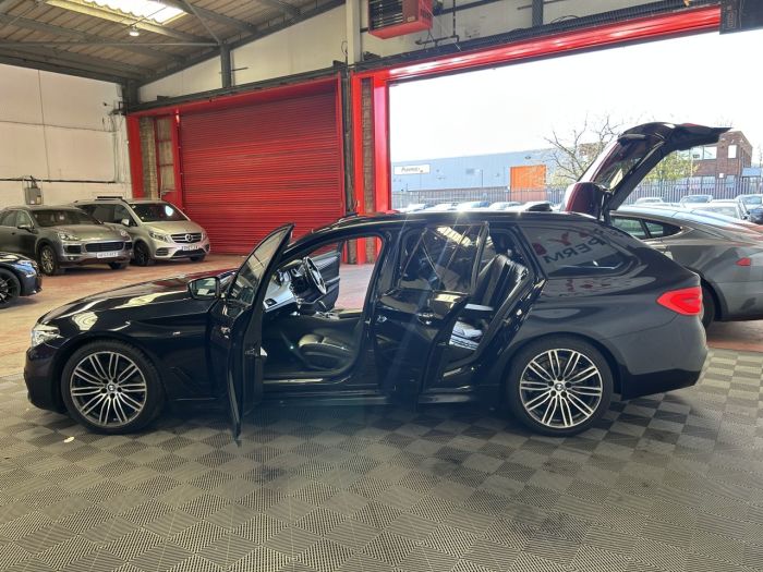 BMW 5 Series 2.0 520d M Sport Touring 5dr Diesel Auto Euro 6 (s/s) (190 ps) Estate Diesel BLACK