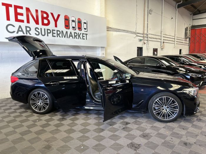 BMW 5 Series 2.0 520d M Sport Touring 5dr Diesel Auto Euro 6 (s/s) (190 ps) Estate Diesel BLACK