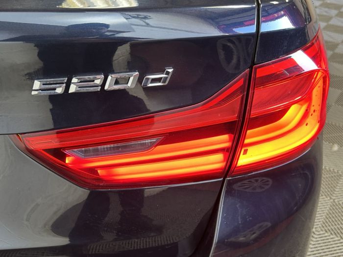 BMW 5 Series 2.0 520d M Sport Touring 5dr Diesel Auto Euro 6 (s/s) (190 ps) Estate Diesel BLACK