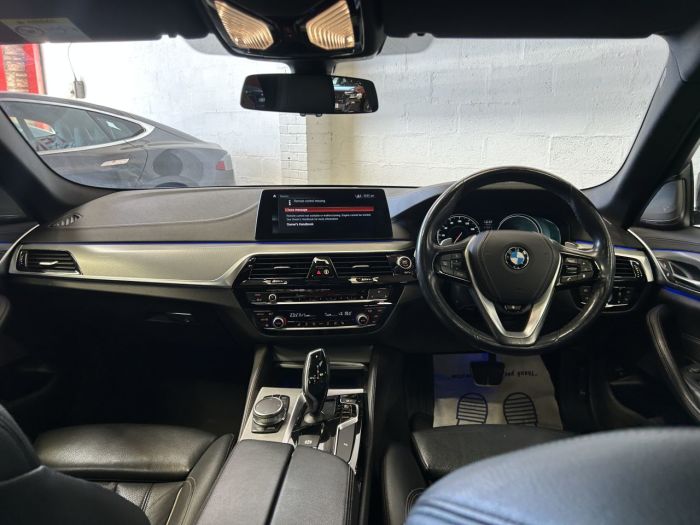 BMW 5 Series 2.0 520d M Sport Touring 5dr Diesel Auto Euro 6 (s/s) (190 ps) Estate Diesel BLACK