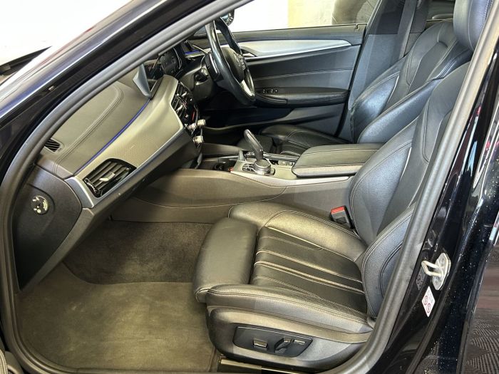 BMW 5 Series 2.0 520d M Sport Touring 5dr Diesel Auto Euro 6 (s/s) (190 ps) Estate Diesel BLACK