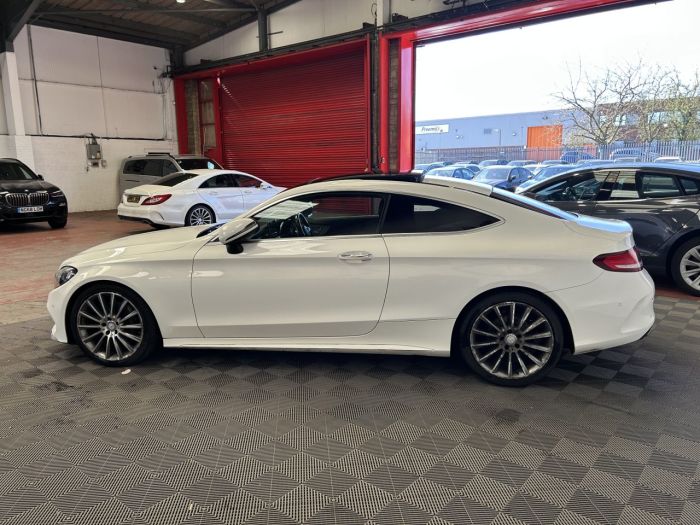 Mercedes-Benz C Class 2.1 C250d AMG Line (Premium) Coupe 2dr Diesel G-Tronic+ Euro 6 (s/s) (204 ps) Coupe Diesel WHITE