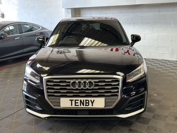 Audi Q2 1.6 TDI 30 S line SUV 5dr Diesel S Tronic Euro 6 (s/s) (116 ps) SUV Diesel BLACK