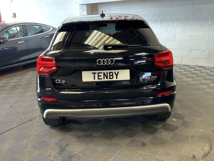 Audi Q2 1.6 TDI 30 S line SUV 5dr Diesel S Tronic Euro 6 (s/s) (116 ps) SUV Diesel BLACK