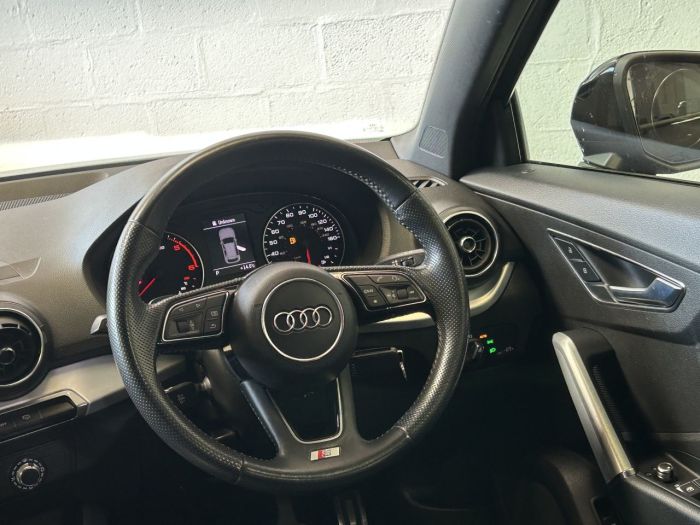Audi Q2 1.6 TDI 30 S line SUV 5dr Diesel S Tronic Euro 6 (s/s) (116 ps) SUV Diesel BLACK