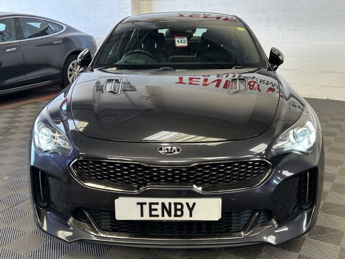 Kia Stinger 2.2 CRDi GT-Line Gran Turismo 5dr Diesel Auto Euro 6 (s/s) (197 bhp) Hatchback Diesel GREY