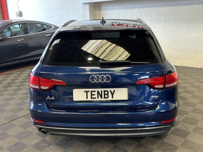 Audi A4 Avant 2.0 TDI ultra Sport Estate 5dr Diesel S Tronic Euro 6 (s/s) (150 ps) Estate Diesel BLUE