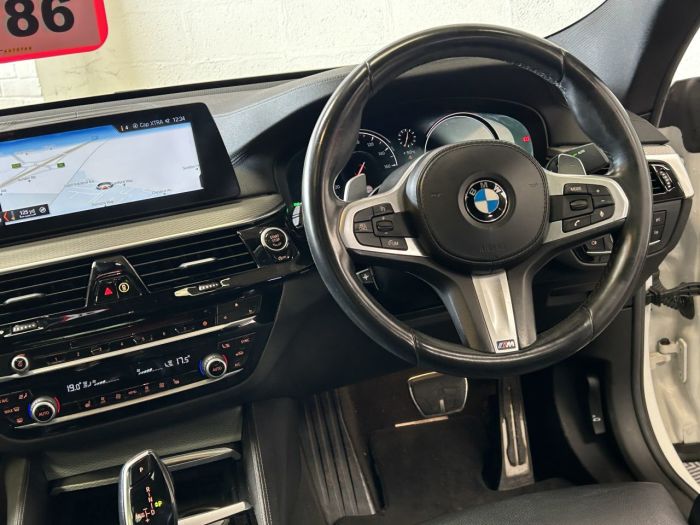 BMW 6 Series Gran Turismo 3.0 630d M Sport GT 5dr Diesel Auto Euro 6 (s/s) (265 ps) Hatchback Diesel WHITE