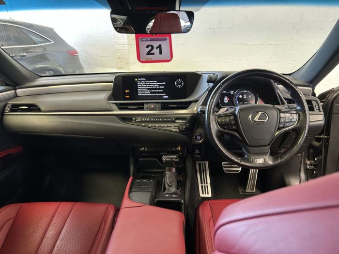 Lexus ES 2.5 300h F Sport Saloon 4dr Petrol Hybrid E-CVT Euro 6 (s/s) (218 ps) Saloon Hybrid GREY