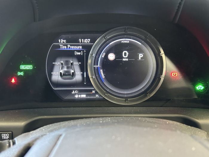 Lexus ES 2.5 300h F Sport Saloon 4dr Petrol Hybrid E-CVT Euro 6 (s/s) (218 ps) Saloon Hybrid GREY