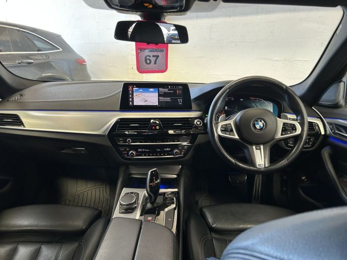 BMW 5 Series 3.0 540i GPF M Sport Saloon 4dr Petrol Auto xDrive Euro 6 (s/s) (340 ps) Saloon Petrol BLACK