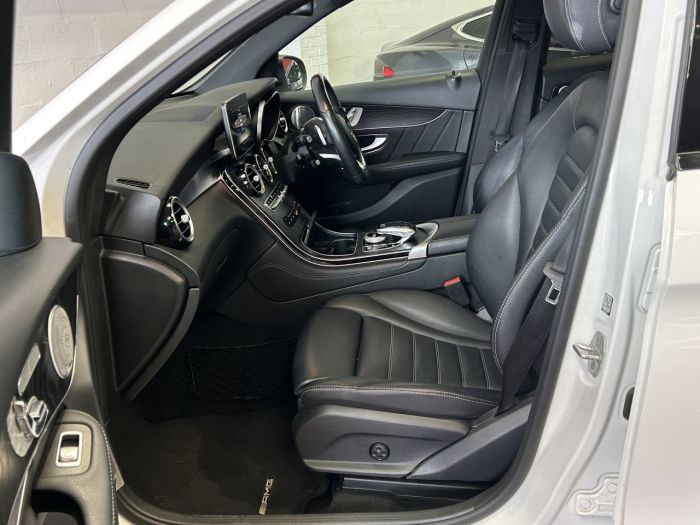 Mercedes-Benz GLC 2.1 GLC250d AMG Line (Premium Plus) SUV 5dr Diesel G-Tronic 4MATIC Euro 6 (s/s) (204 ps) SUV Diesel WHITE