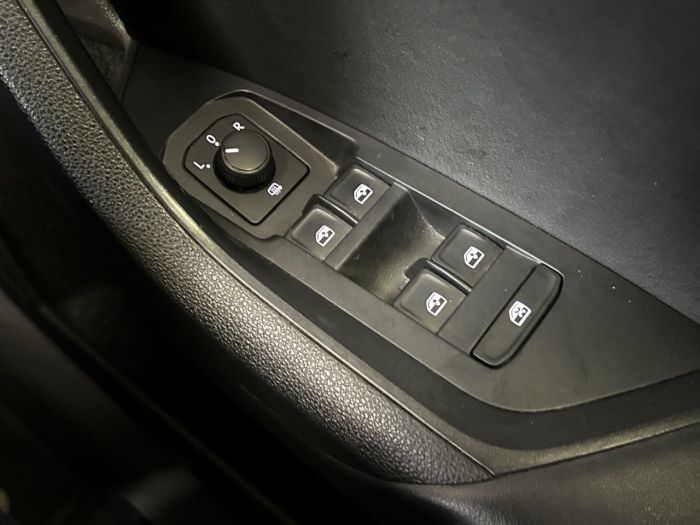 Skoda Kodiaq 2.0 TDI SE Technology SUV 5dr Diesel DSG 4WD Euro 6 (s/s) (7 Seat) (150 ps) SUV Diesel GREY