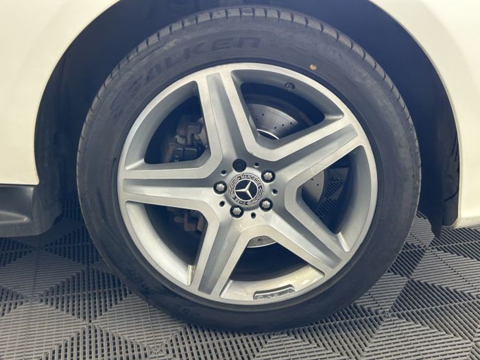 Mercedes-Benz GLE 3.0 GLE350d V6 AMG Line (Premium) SUV 5dr Diesel G-Tronic 4MATIC Euro 6 (s/s) (258 ps) SUV Diesel WHITE