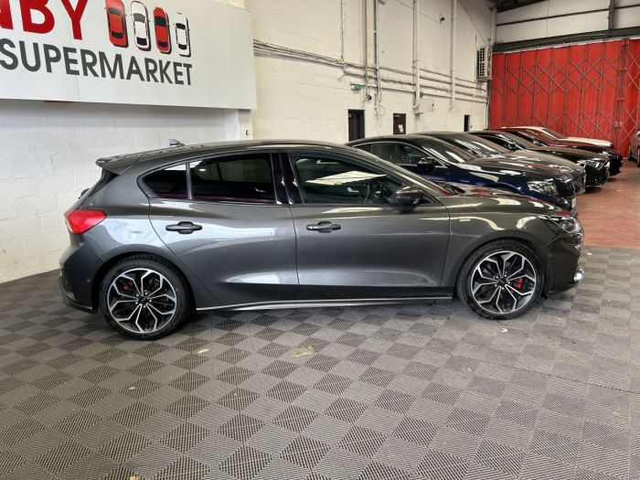 Ford Focus 2.0 EcoBlue ST-Line X Hatchback 5dr Diesel Auto Euro 6 (s/s) (150 ps) Hatchback Diesel GREY