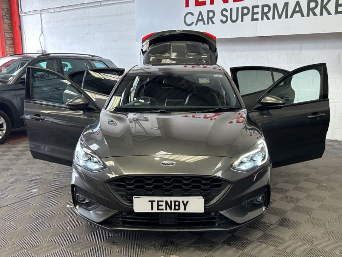 Ford Focus 2.0 EcoBlue ST-Line X Hatchback 5dr Diesel Auto Euro 6 (s/s) (150 ps) Hatchback Diesel GREY
