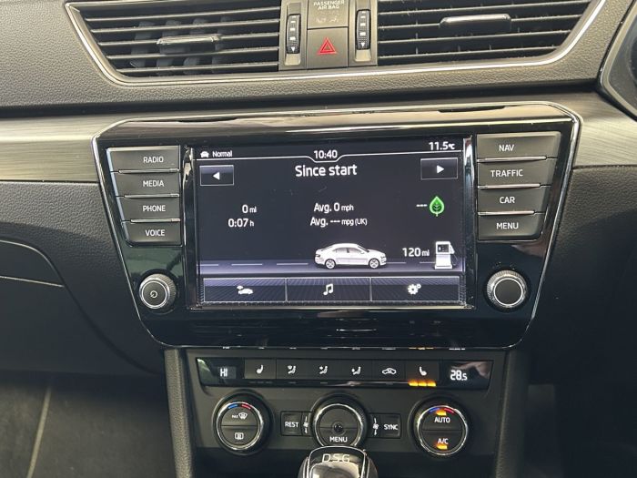 Skoda Superb 2.0 TDI SE L Executive Hatchback 5dr Diesel DSG Euro 6 (s/s) (190 ps) Hatchback Diesel GREY