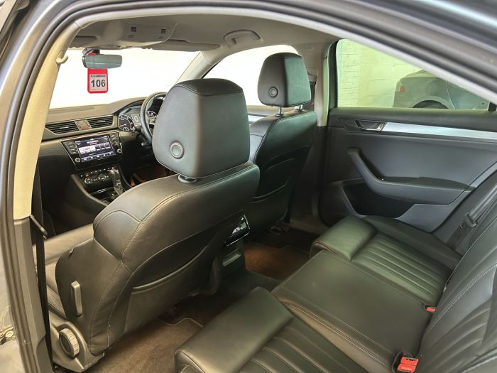Skoda Superb 2.0 TDI SE L Executive Hatchback 5dr Diesel DSG Euro 6 (s/s) (190 ps) Hatchback Diesel GREY