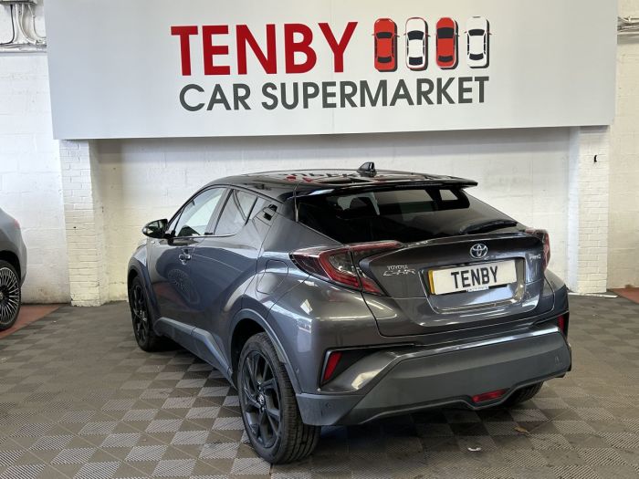 Toyota C-HR 1.8 VVT-h Dynamic SUV 5dr Petrol Hybrid CVT Euro 6 (s/s) (122 ps) SUV Hybrid GREY