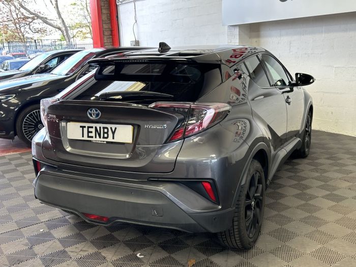 Toyota C-HR 1.8 VVT-h Dynamic SUV 5dr Petrol Hybrid CVT Euro 6 (s/s) (122 ps) SUV Hybrid GREY