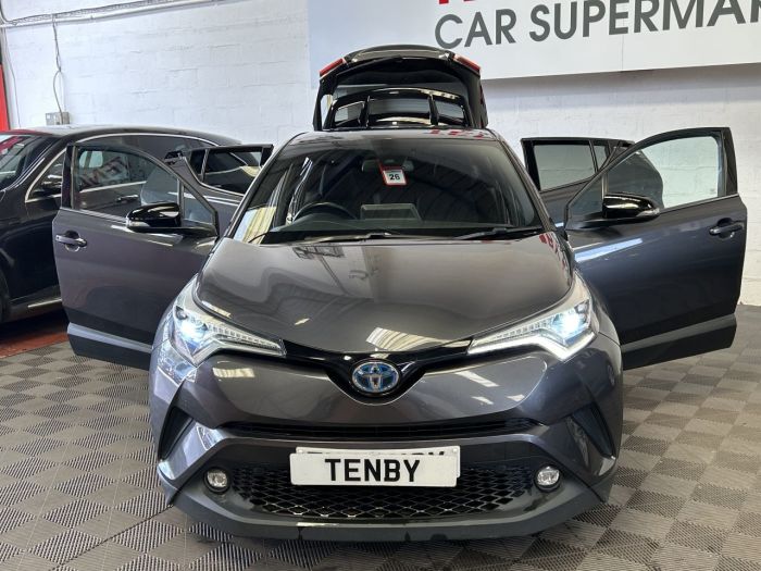 Toyota C-HR 1.8 VVT-h Dynamic SUV 5dr Petrol Hybrid CVT Euro 6 (s/s) (122 ps) SUV Hybrid GREY