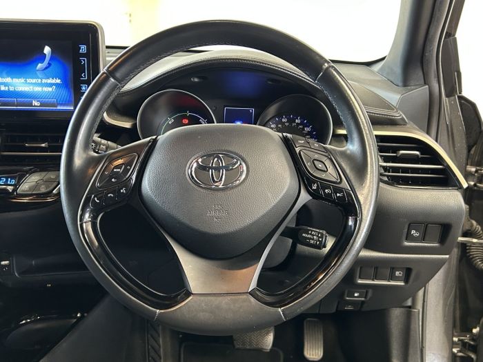 Toyota C-HR 1.8 VVT-h Dynamic SUV 5dr Petrol Hybrid CVT Euro 6 (s/s) (122 ps) SUV Hybrid GREY