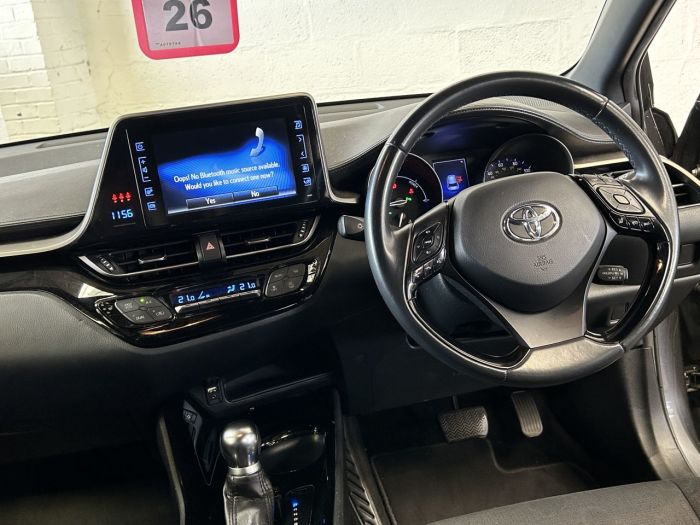 Toyota C-HR 1.8 VVT-h Dynamic SUV 5dr Petrol Hybrid CVT Euro 6 (s/s) (122 ps) SUV Hybrid GREY