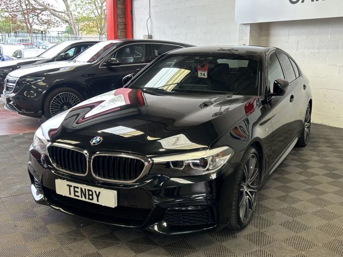 BMW 5 Series 3.0 530d M Sport Saloon 4dr Diesel Auto Euro 6 (s/s) (265 ps) Saloon Diesel BLACK