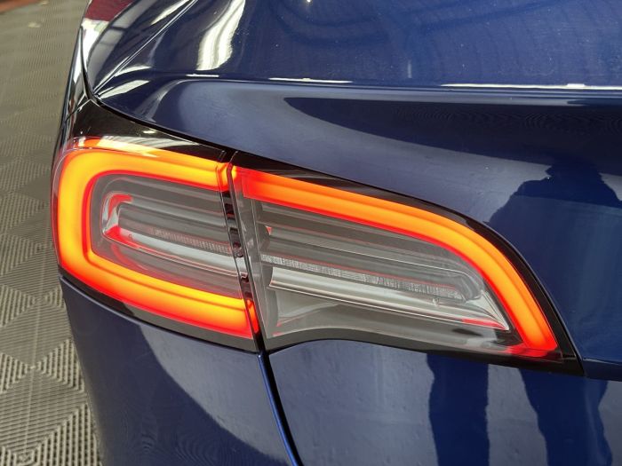 Tesla Model 3 Standard Range Plus Saloon 4dr Electric Auto RWD (241 bhp) Saloon Electric BLUE
