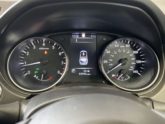 Nissan Qashqai 1.2 DIG-T N-Connecta SUV 5dr Petrol XTRON Euro 6 (s/s) (115 ps) SUV Petrol BLACK