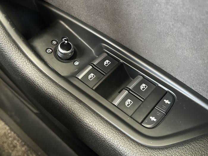 Audi A5 2.0 TDI S line Sportback 5dr Diesel S Tronic quattro Euro 6 (s/s) (190 ps) Hatchback Diesel GREY