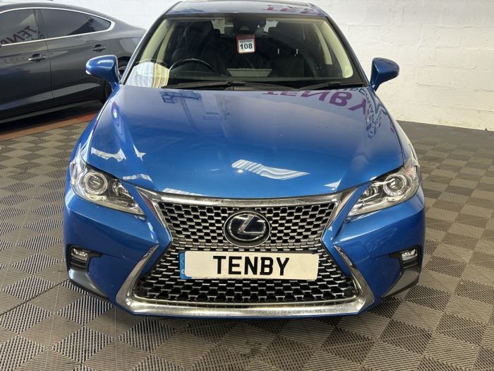 Lexus CT 1.8 200h Luxury Hatchback 5dr Petrol Hybrid E-CVT Euro 6 (s/s) (136 ps) Hatchback Hybrid BLUE