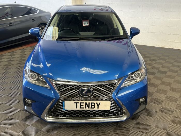 Lexus CT 1.8 200h Luxury Hatchback 5dr Petrol Hybrid E-CVT Euro 6 (s/s) (136 ps) Hatchback Hybrid BLUE