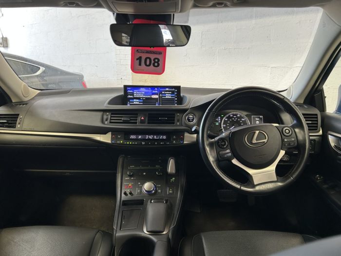 Lexus CT 1.8 200h Luxury Hatchback 5dr Petrol Hybrid E-CVT Euro 6 (s/s) (136 ps) Hatchback Hybrid BLUE