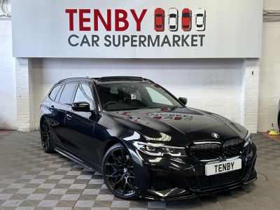 BMW 3 Series 3.0 M340i Touring 5dr Petrol Auto xDrive Euro 6 (s/s) (374 ps) Estate Petrol BLACKBMW 3 Series 3.0 M340i Touring 5dr Petrol Auto xDrive Euro 6 (s/s) (374 ps) Estate Petrol BLACK at Motor Finance 4u Tunbridge Wells
