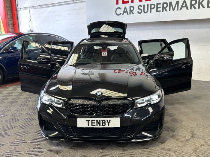 BMW 3 Series 3.0 M340i Touring 5dr Petrol Auto xDrive Euro 6 (s/s) (374 ps) Estate Petrol BLACK