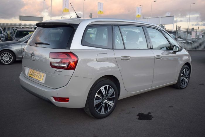 Citroen Grand C4 Picasso 1.6 BlueHDi Feel (s/s) 5dr MPV Diesel Beige